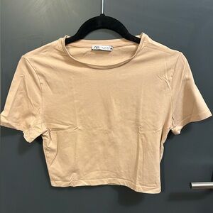 Zara Cropped T-shirt